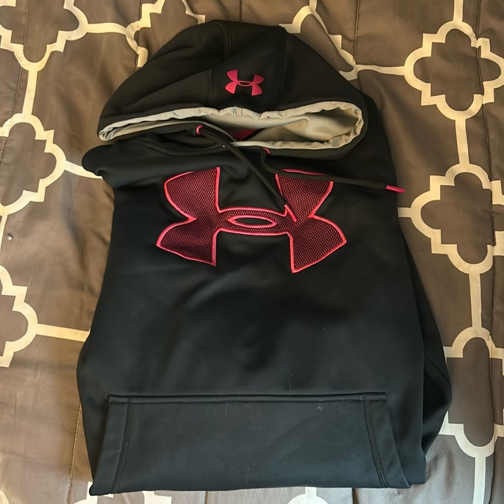 Women’s Underarmour Hoodie